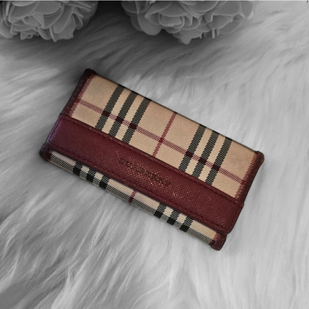 🔑 Burberry Nova Check Key Holder